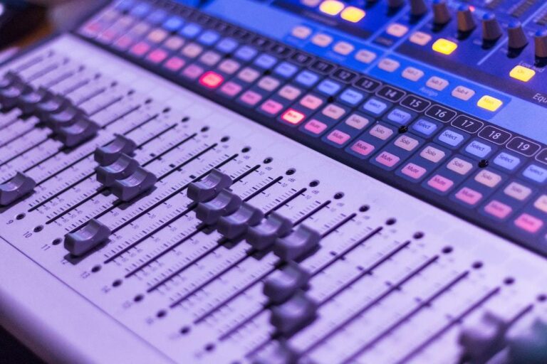 How to Balance a Mix: Volume, Panning and Tonal Balance