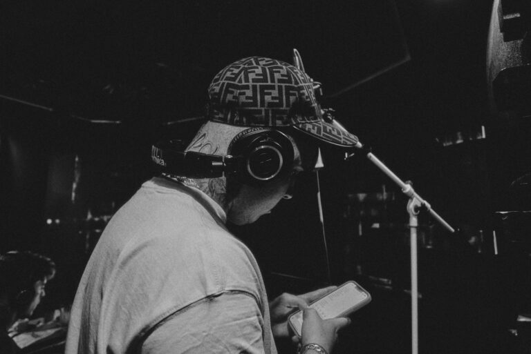 Vocal Recording Tips: How to Record Vocals Like a Pro at Home