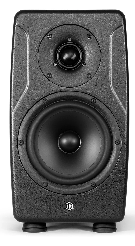 IK Multimedia iLoud Precision 6 MkII studio monitor seen from the front with its 6.5-inch woofer